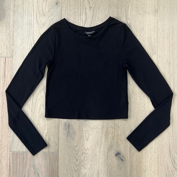 Long Sleeve Crop Tee - Picture 3 of 3